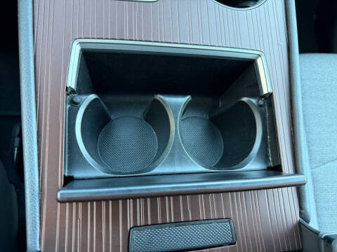 2024 Toyota Sienna LE 8-Passenger