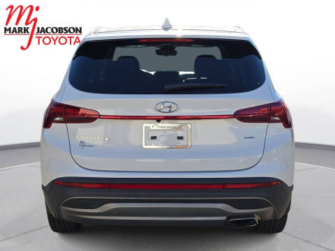 2023 Hyundai Santa Fe SE