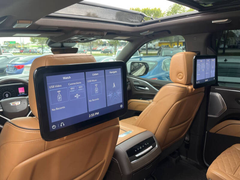 2021 Cadillac Escalade ESV Sport