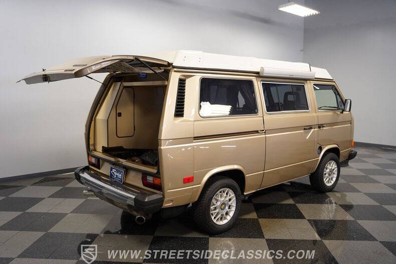 1982 Volkswagen Vanagon Camper