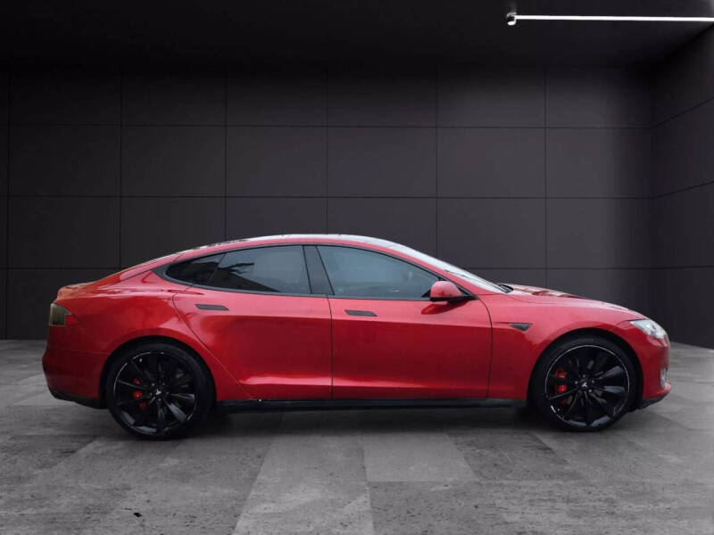 2014 Tesla Model S P85D