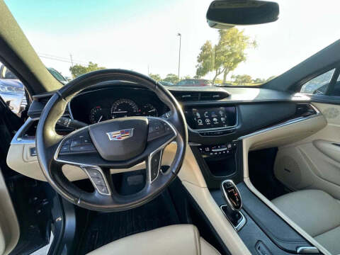 2018 Cadillac XT5 Luxury