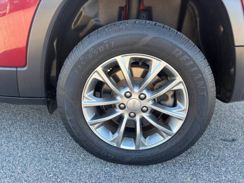 2020 Jeep Cherokee Latitude Plus