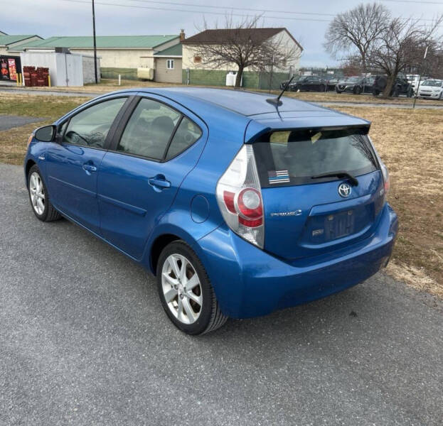 2014 Toyota Prius c Four