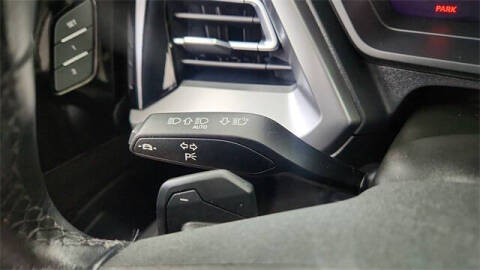 2024 Audi Q4 e-tron quattro Premium Plus 50