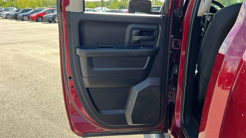 2021 RAM 1500 Classic Express