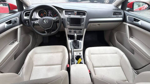 2016 Volkswagen Golf SportWagen TSI Limited Edition