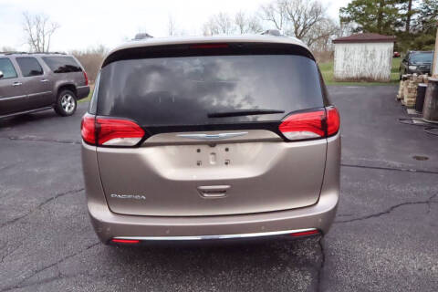 2018 Chrysler Pacifica Touring L Plus