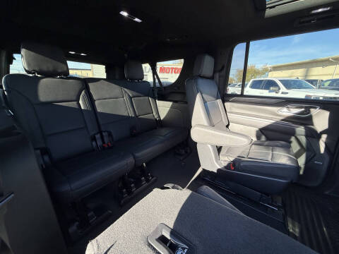 2023 Chevrolet Suburban Z71