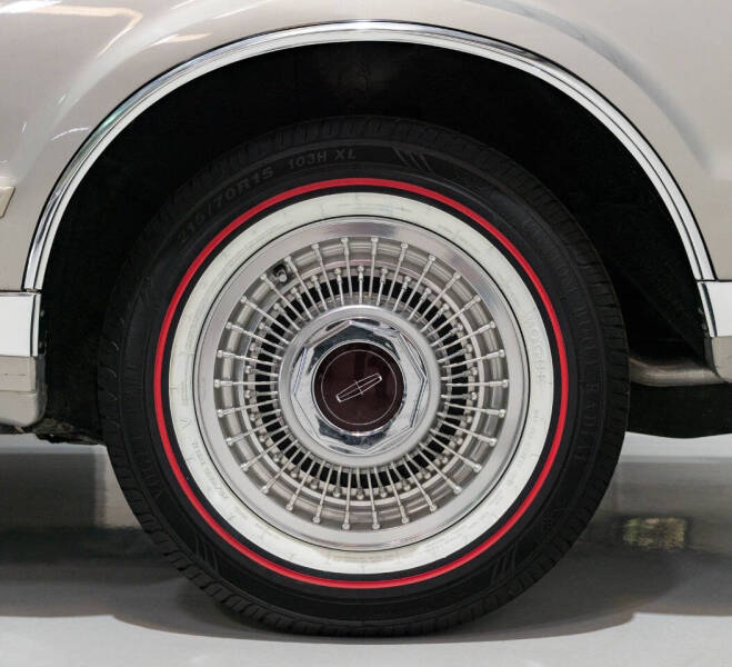 1990 Lincoln Mark VII Bill Blass