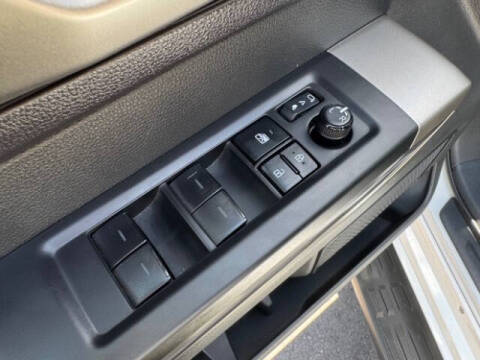 2025 Toyota Sequoia SR5