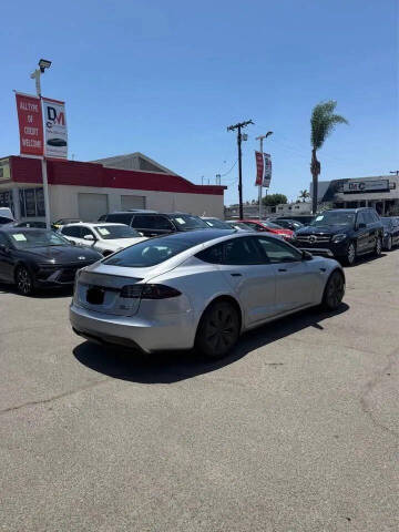 2025 Tesla Model S Plaid
