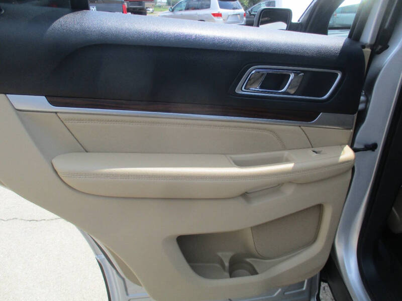 2017 Ford Explorer Limited