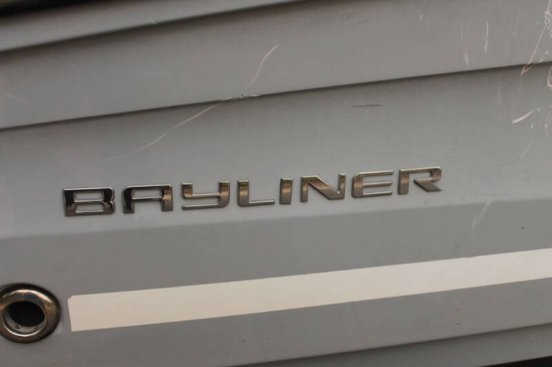 2018 Bayliner VR5 Bowrider