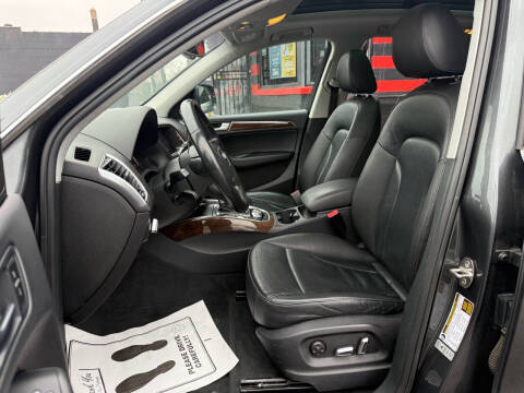 2017 Audi Q5 2.0T quattro Premium Plus