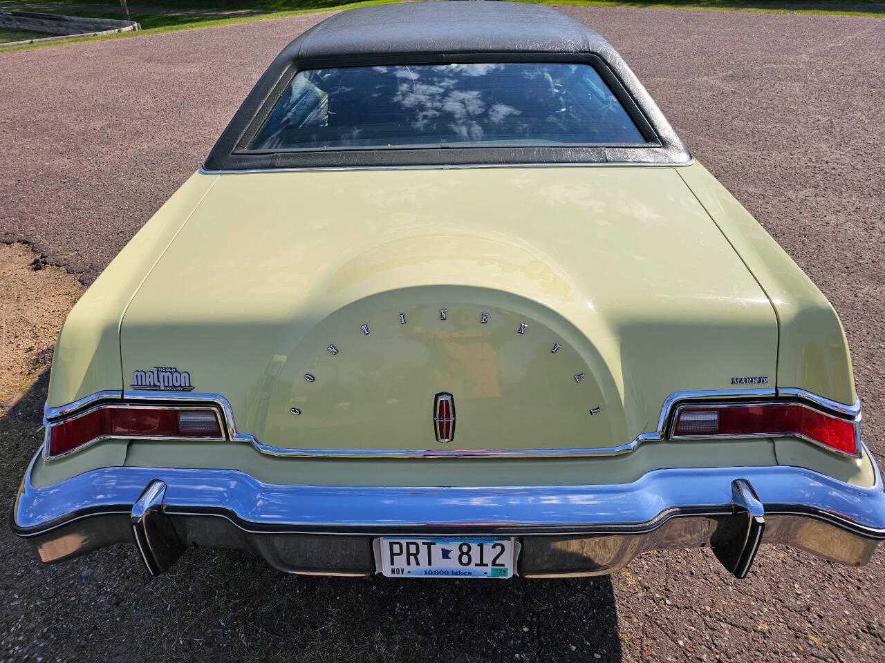 1975 Lincoln Continental 88