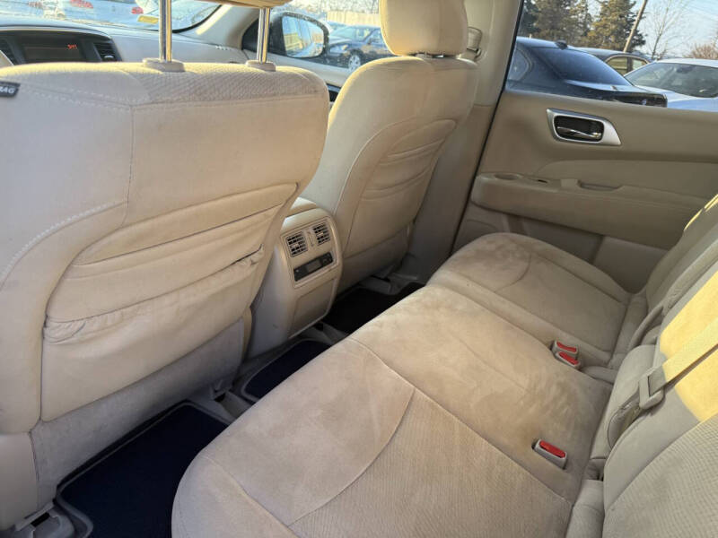 2013 Nissan Pathfinder S