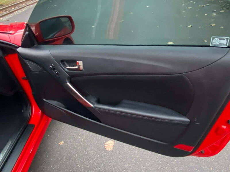 2013 Hyundai Genesis Coupe 2.0T