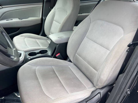 2018 Hyundai Elantra