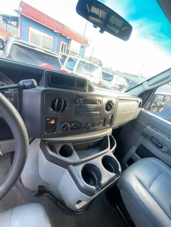 2012 Ford E-Series