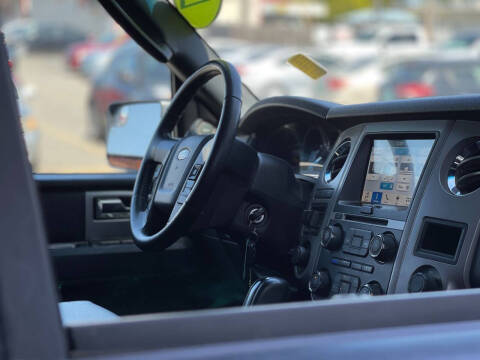 2017 Ford Expedition EL XLT