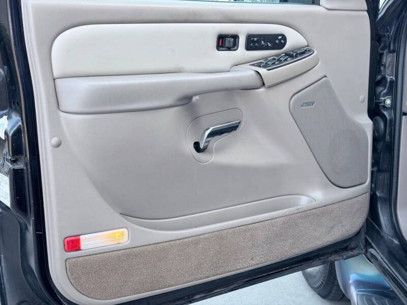 2005 GMC Yukon XL Denali