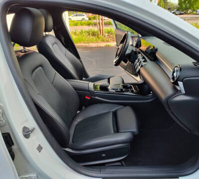 2021 Mercedes-Benz A-Class A 220