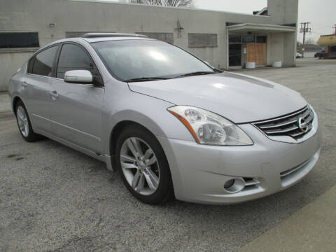 2011 Nissan Altima for sale at EZ Finance Auto in Calumet City IL