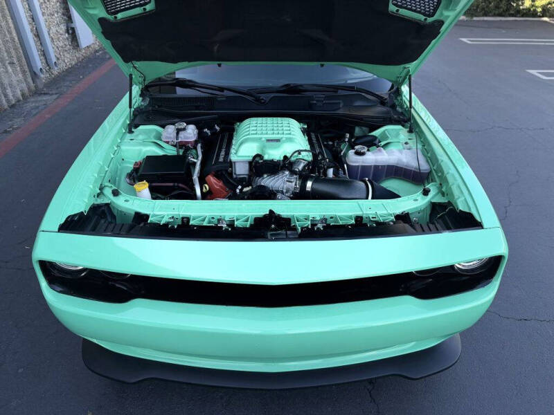 2016 Dodge Challenger SRT Hellcat