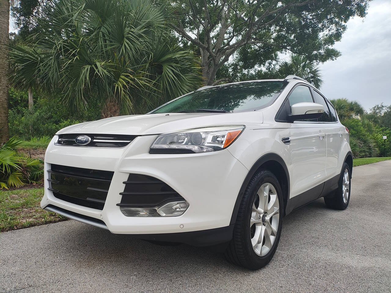 2016 Ford Escape for sale at E-SMARTBUYER, INC. in VERO BEACH, FL