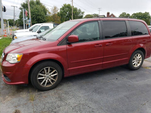 2015 Dodge Grand Caravan for sale at COLONIAL AUTO SALES in North Lima OH