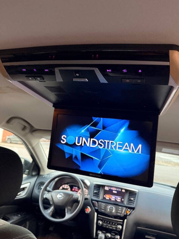 2018 Nissan Pathfinder S