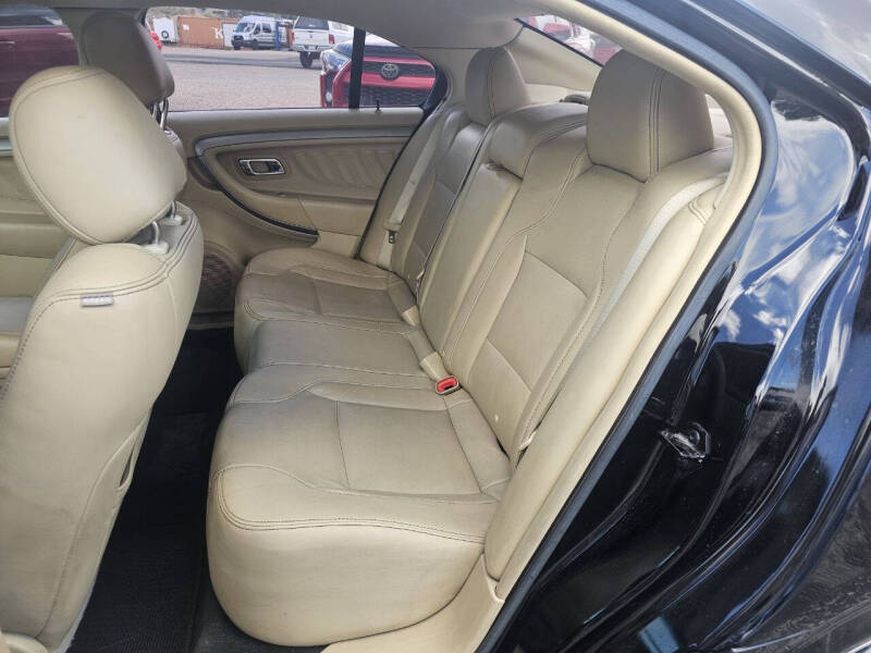 2016 Ford Taurus SEL