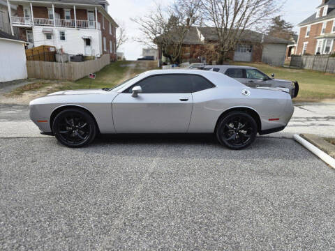 2015 Dodge Challenger SXT Plus
