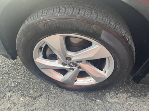 2020 Audi Q3 quattro Premium 45 TFSI