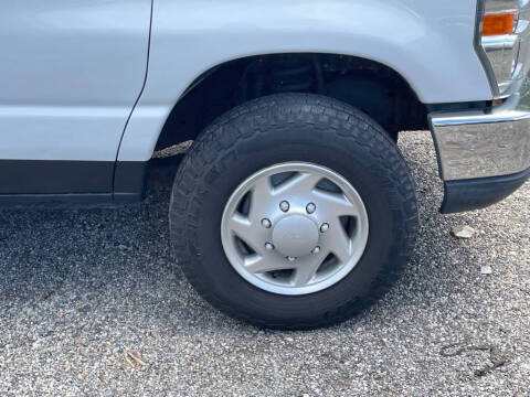 2012 Ford E-Series E-250