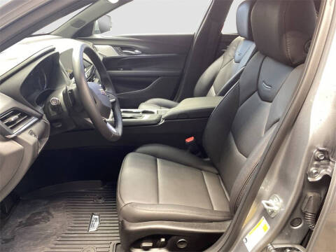 2025 Cadillac CT4 Premium Luxury