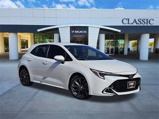 2023 Toyota Corolla Hatchback XSE