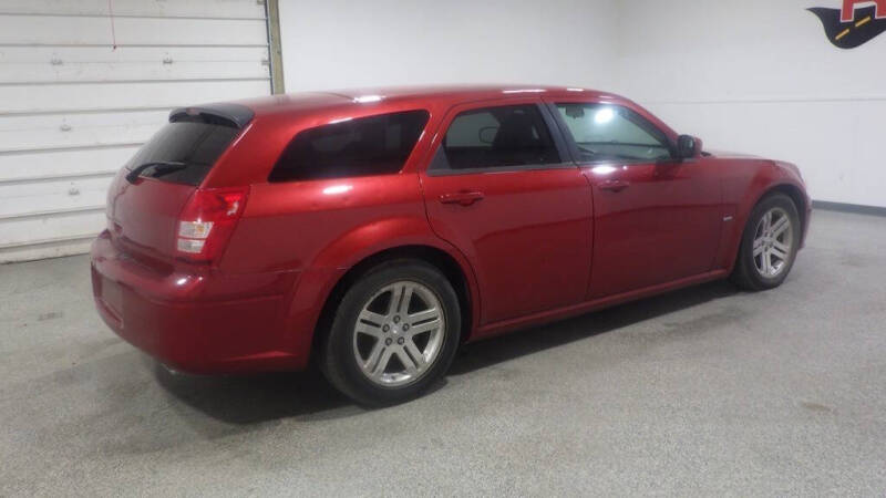2005 Dodge Magnum RT