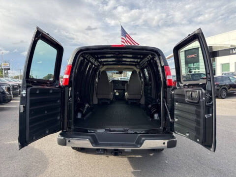 2025 Chevrolet Express 2500