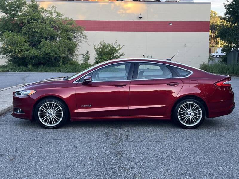 2014 Ford Fusion Hybrid SE