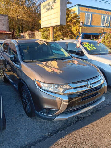 2017 Mitsubishi Outlander ES