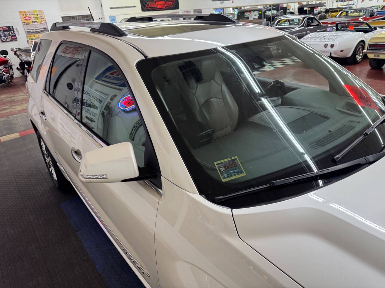 2014 GMC Acadia 10