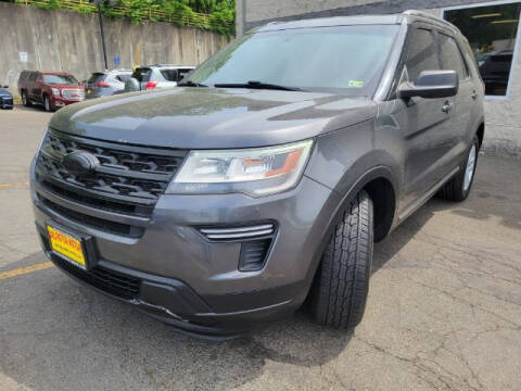 2018 Ford Explorer for sale at Arlington Motors of Maryland in Suitland MD