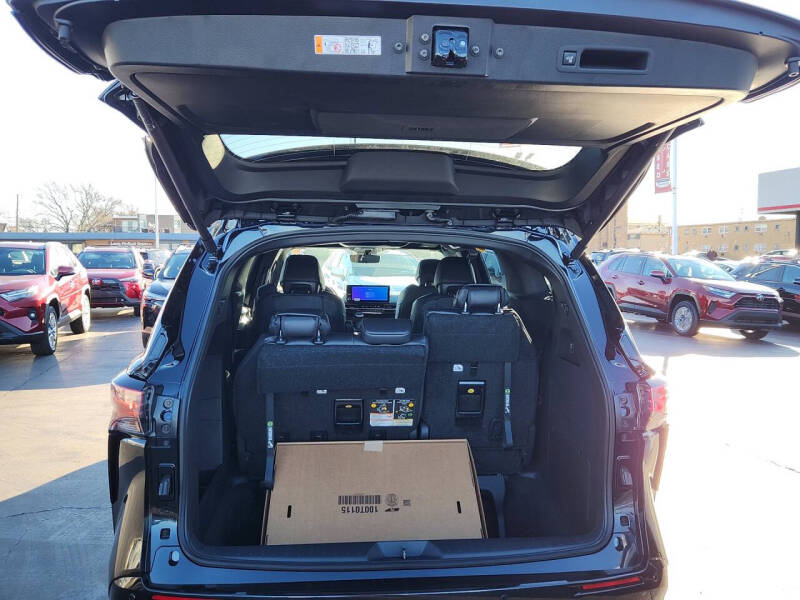 2026 Toyota Sienna Limited 7-Passenger