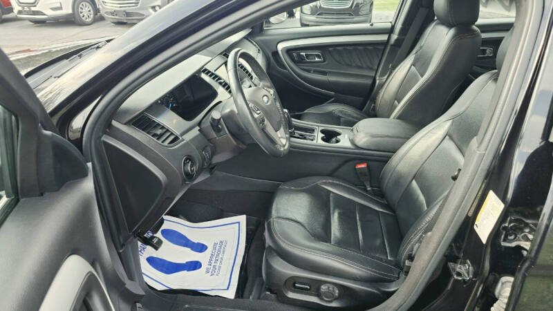 2019 Ford Taurus SEL
