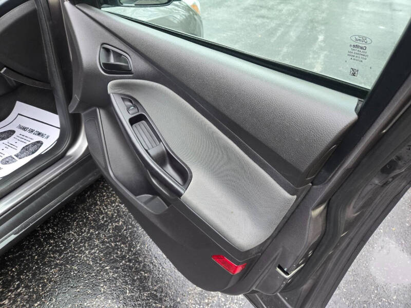 2012 Ford Focus S