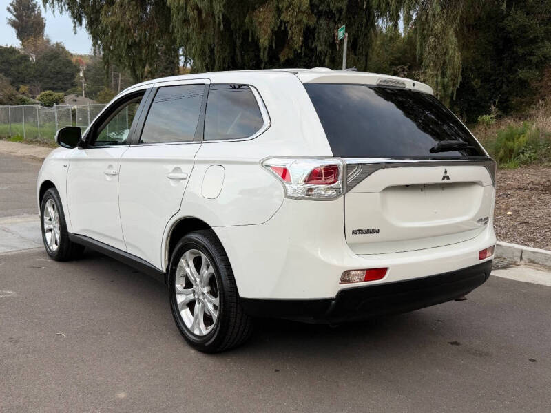 2014 Mitsubishi Outlander GT