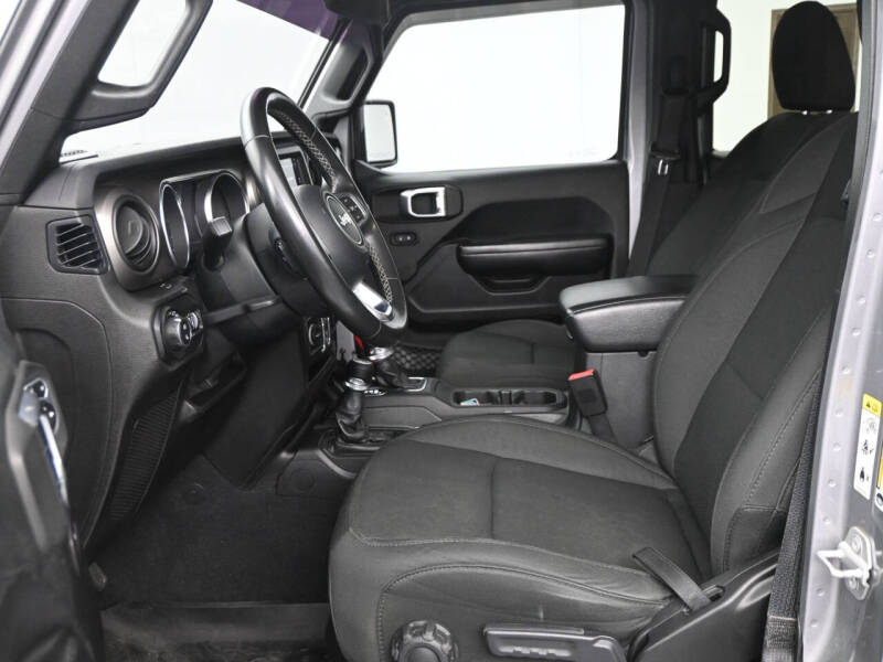 2020 Jeep Gladiator Sport