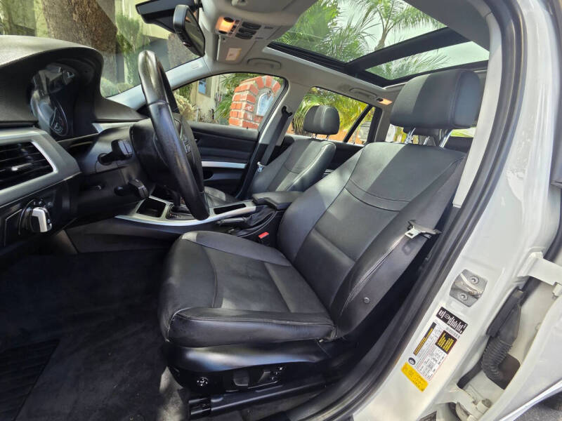 2011 BMW 3 Series 328i